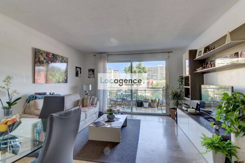 Appartement 3 pièces 67 m² · à Mandelieu-la-Napoule · 66,6 m² · 1 190 €/mois