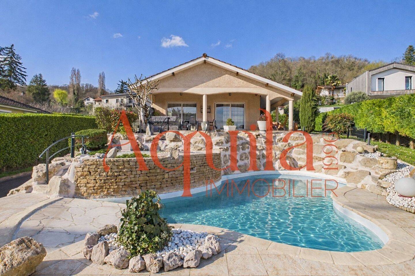 Maison 7 pièces 188 m² · à Beynost · 188 m² · 749 000 €