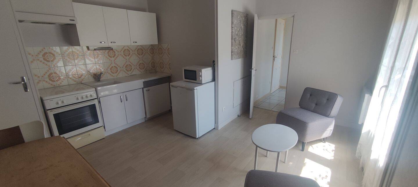 Appartement 2 pièces 30 m² · à Saintes · 30 m² · 512 €/mois