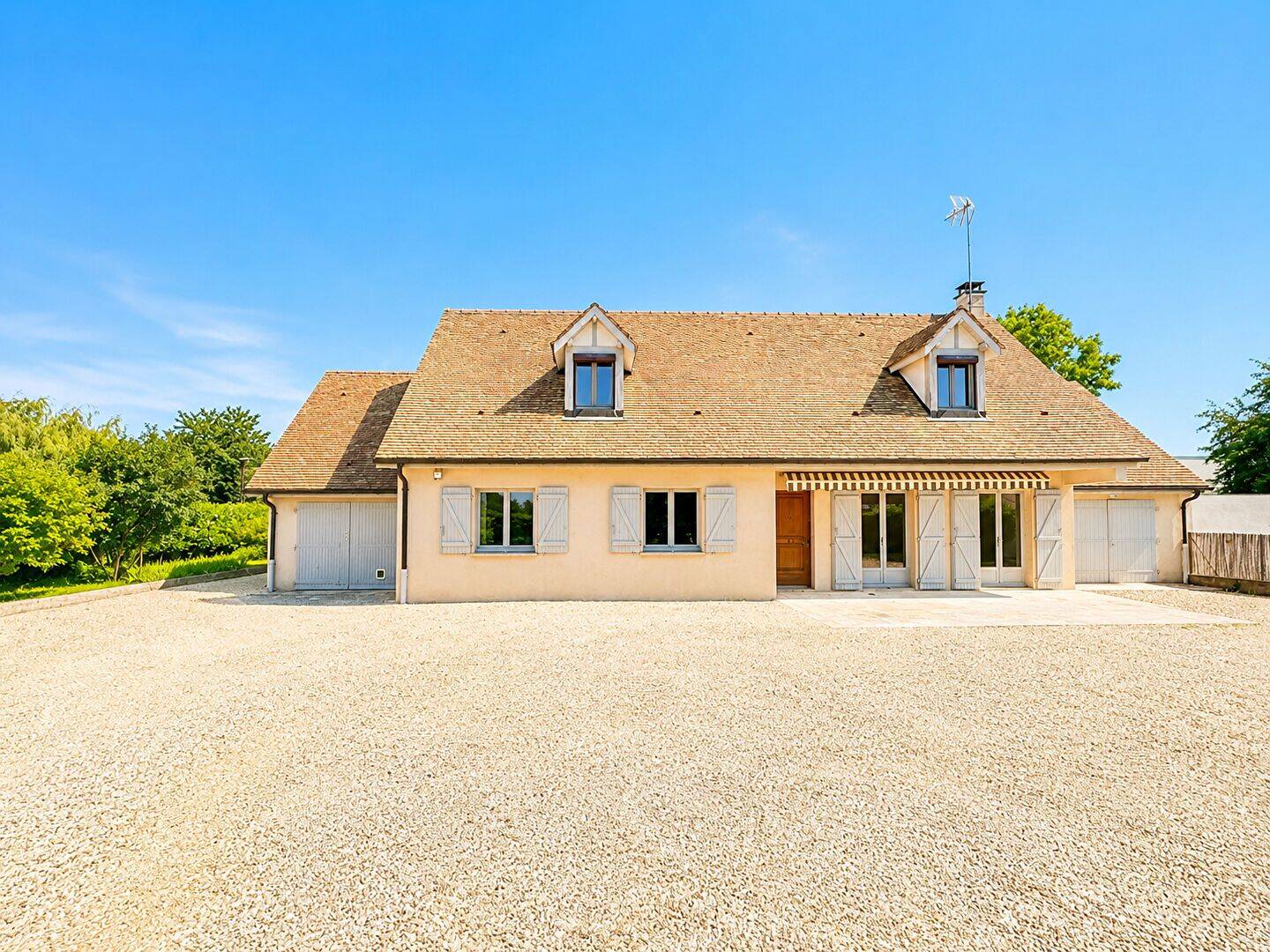 Maison 5 pièces 159 m² · à Beaune · 159 m² · 360 000 €