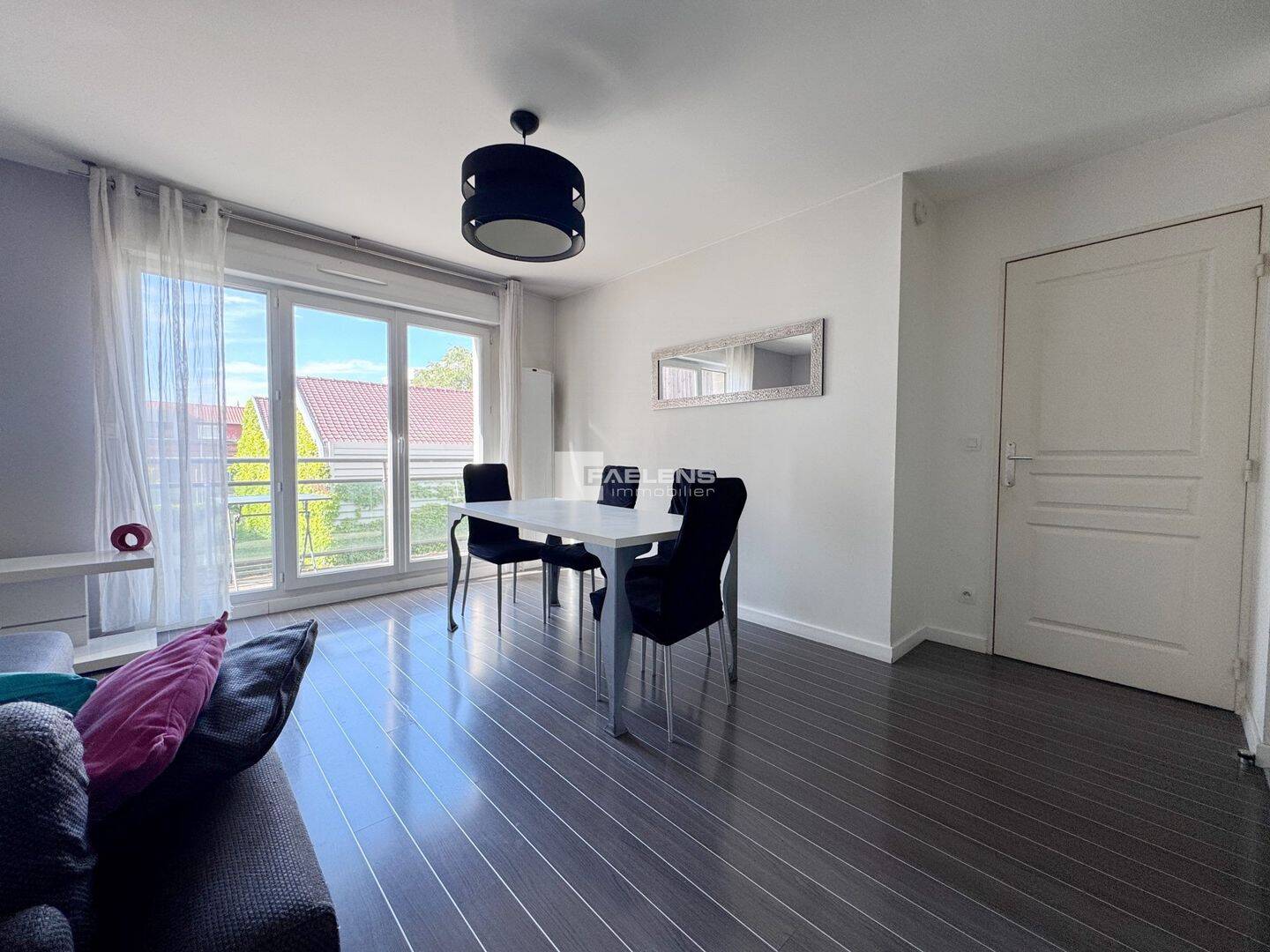 Appartement 2 pièces 46 m² · à Lille · 45,9 m² · 893 €