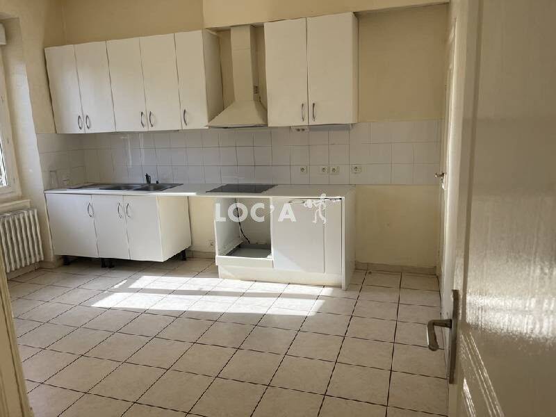 Maison 5 pièces 135 m² · à Villeurbanne · 135 m² · 1 800 €/mois