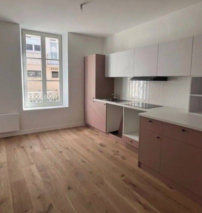 Maison 5 pièces 125 m² · à Bordeaux · 125 m² · 1 500 €/mois