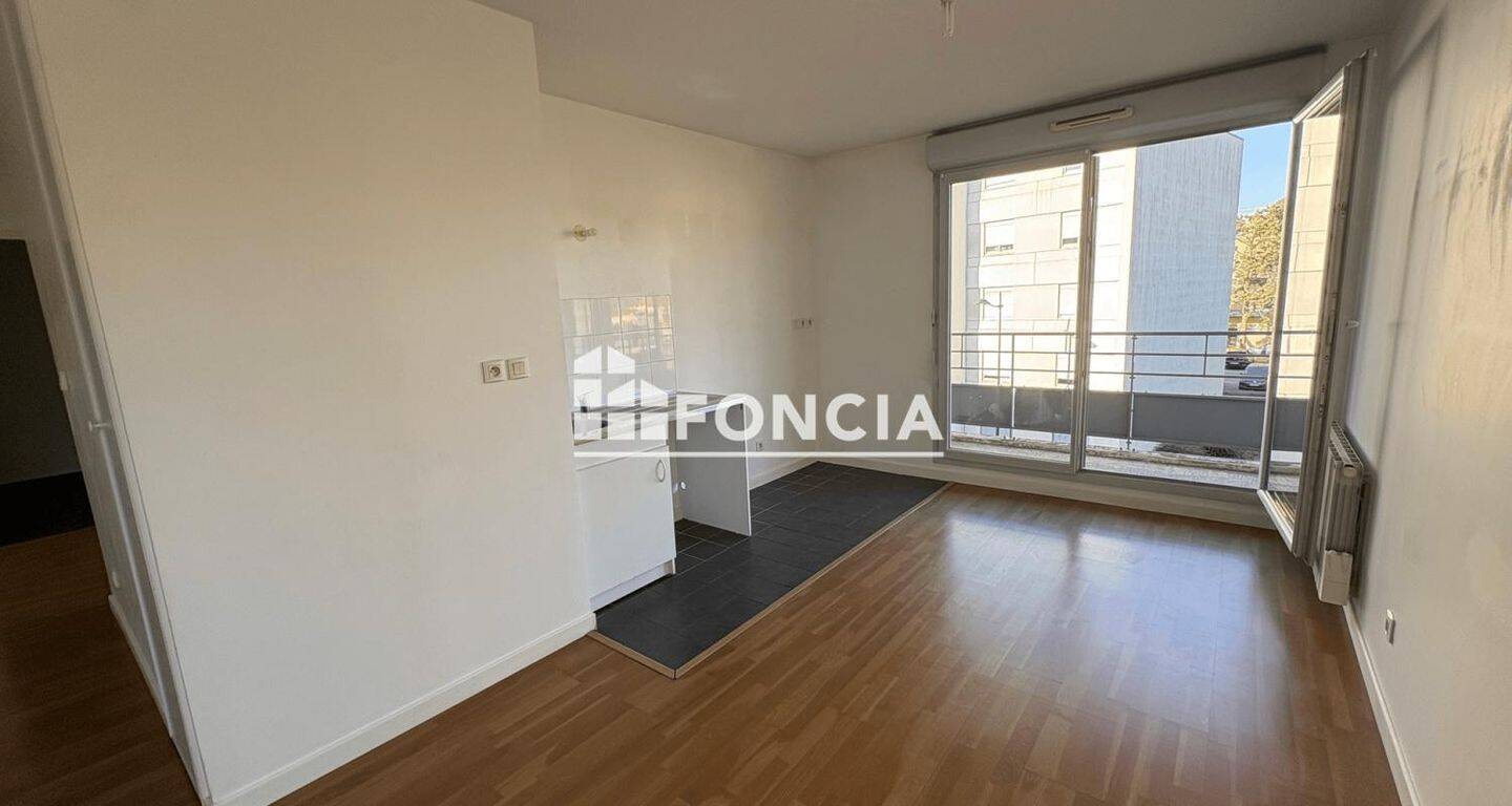 Appartement 3 pièces 55 m² · à Montluel · 55,3 m² · 715 €/mois
