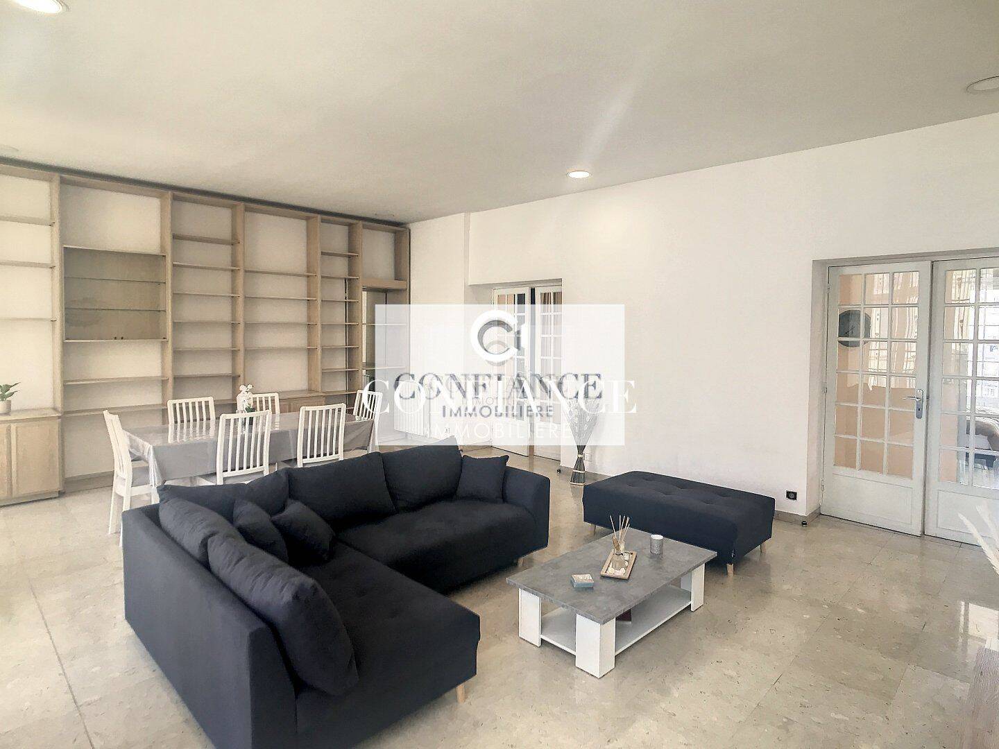 NICE - JEAN MEDECIN - 3/4 PIECES - MEUBLE - Location étudiante — 4