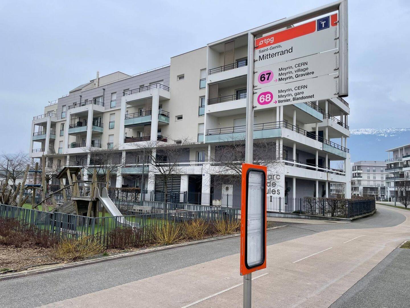 Appartement 2 pièces 57 m² · à Saint-Genis-Pouilly · 57 m² · 1 800 €/mois