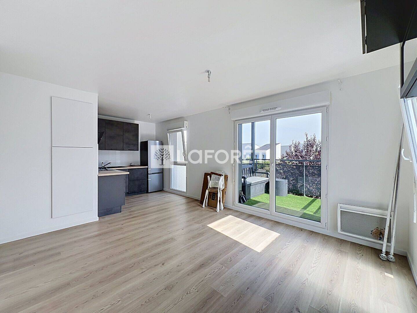 Appartement 2 pièces 41 m² · à Moissy-Cramayel · 41 m² · 875 €