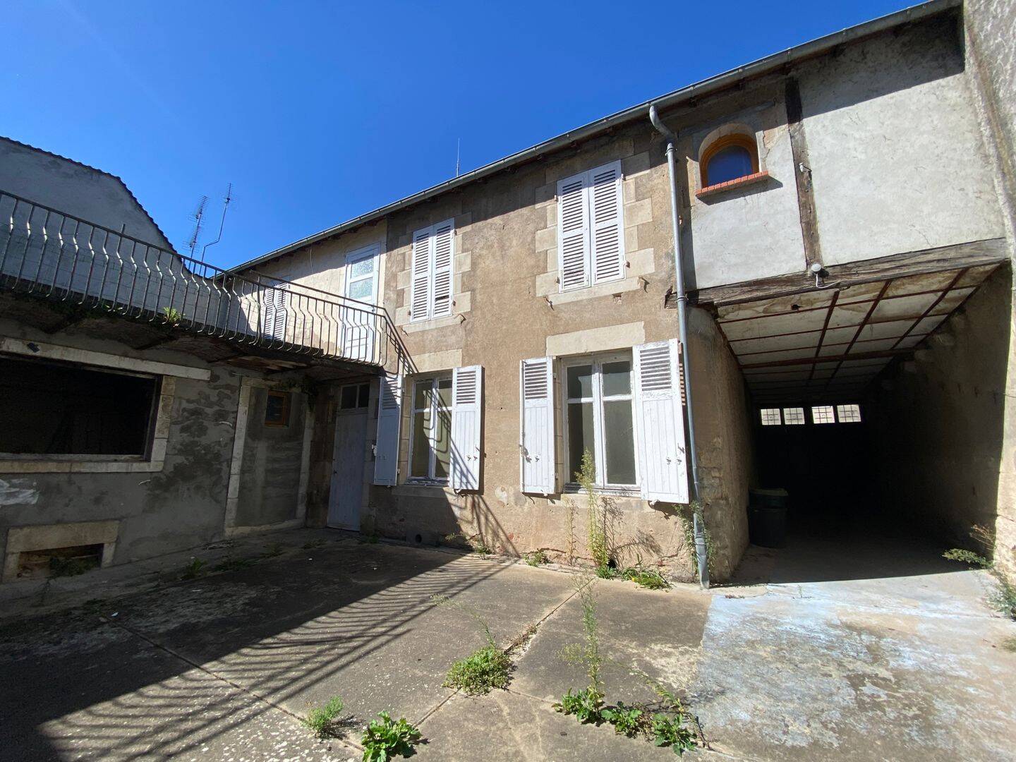Appartement 6 pièces 129 m² · à Decize · 129 m² · 95 000 €