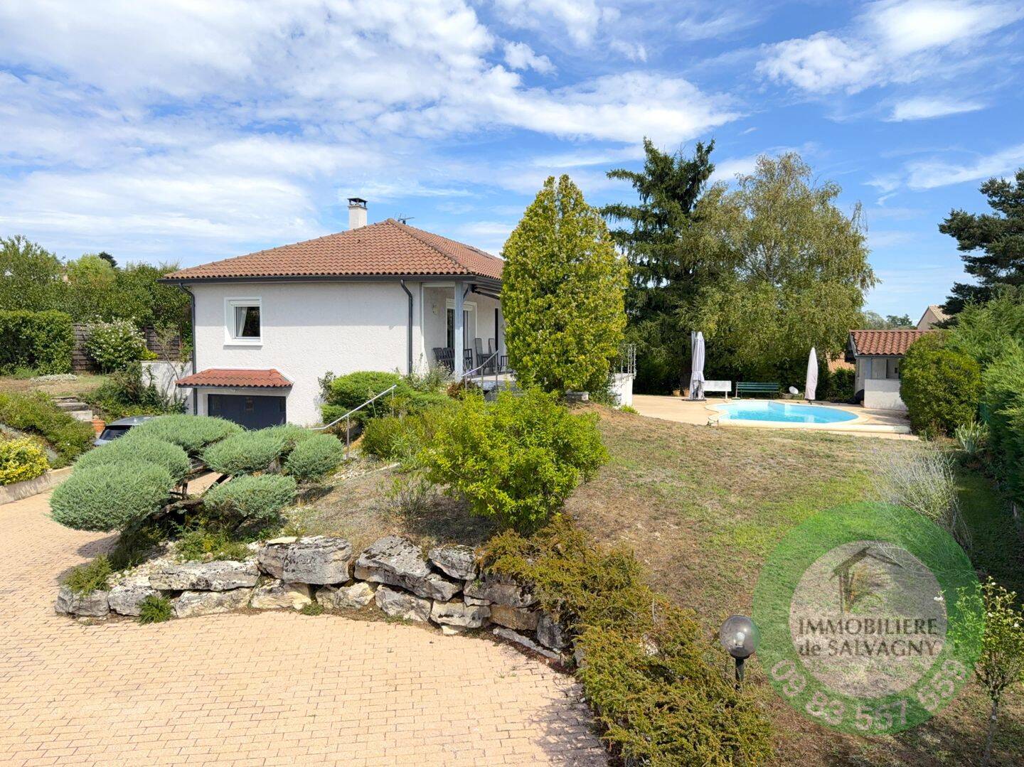 Maison 6 pièces 203 m² · à La Tour-de-Salvagny · 203,2 m² · 799 000 €