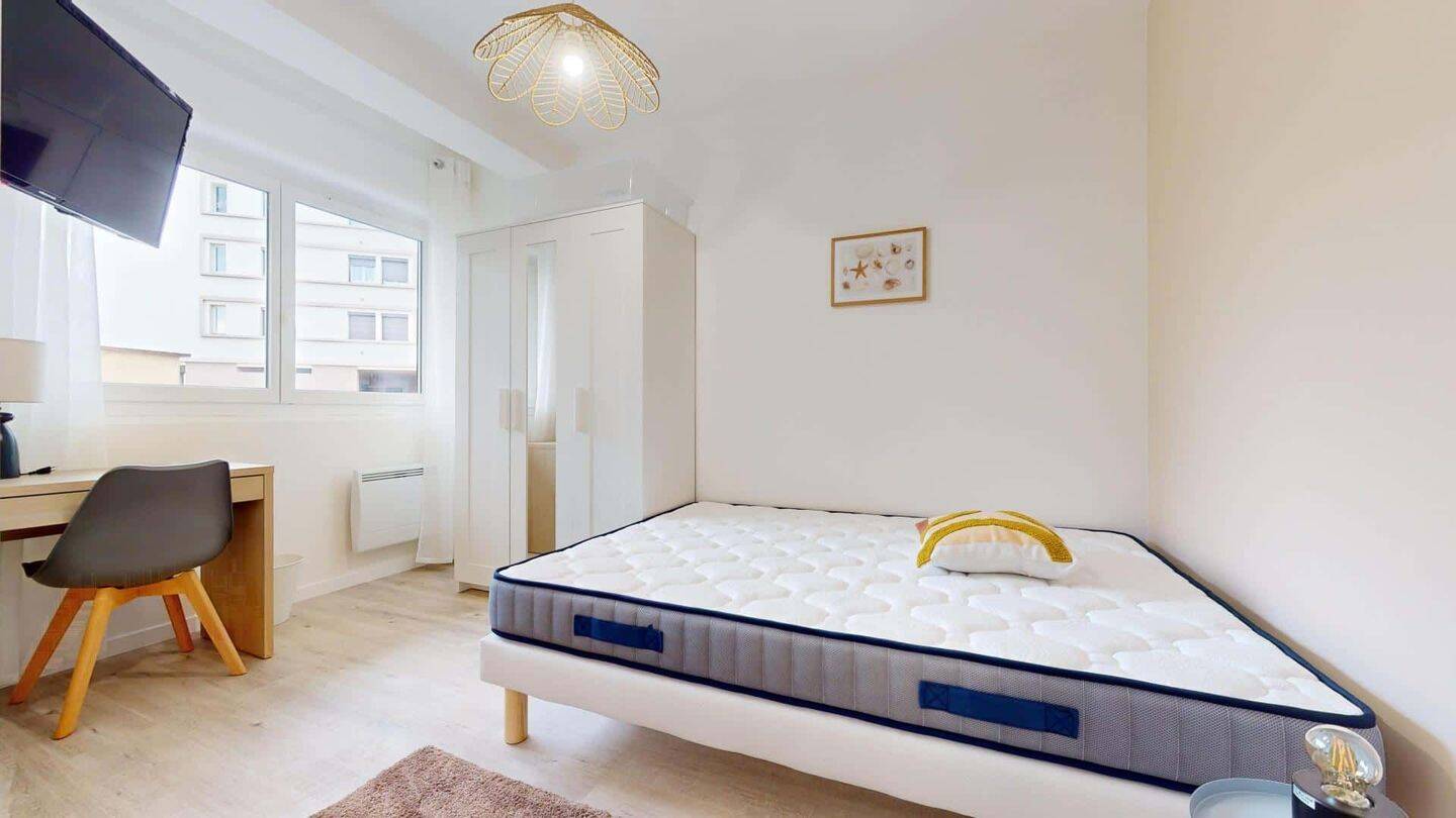 1 pièce 15 m² · à Blagnac · 15 m² · 420 €