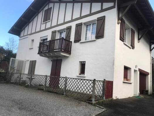Duplex à vendre 535 000 € 4 pièces 3 chambres 88 m² 1 étages Sud Ciboure 64500