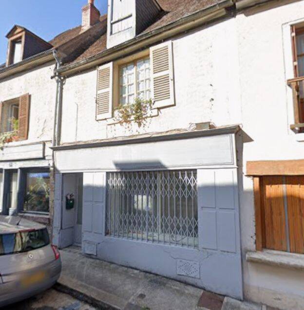 Maison 3 pièces 56 m² · à La Charité-sur-Loire · 56 m² · 18 000 €