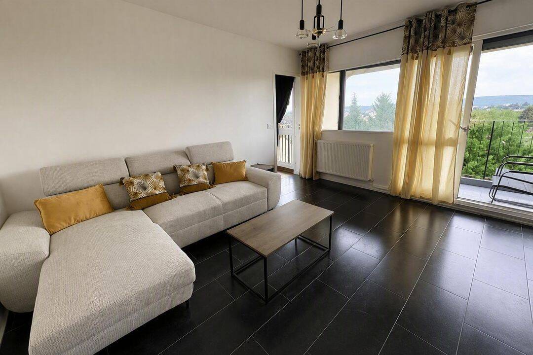 Appartement 4 pièces 78 m² · à Les Mureaux · 78 m² · 1 650 €/mois