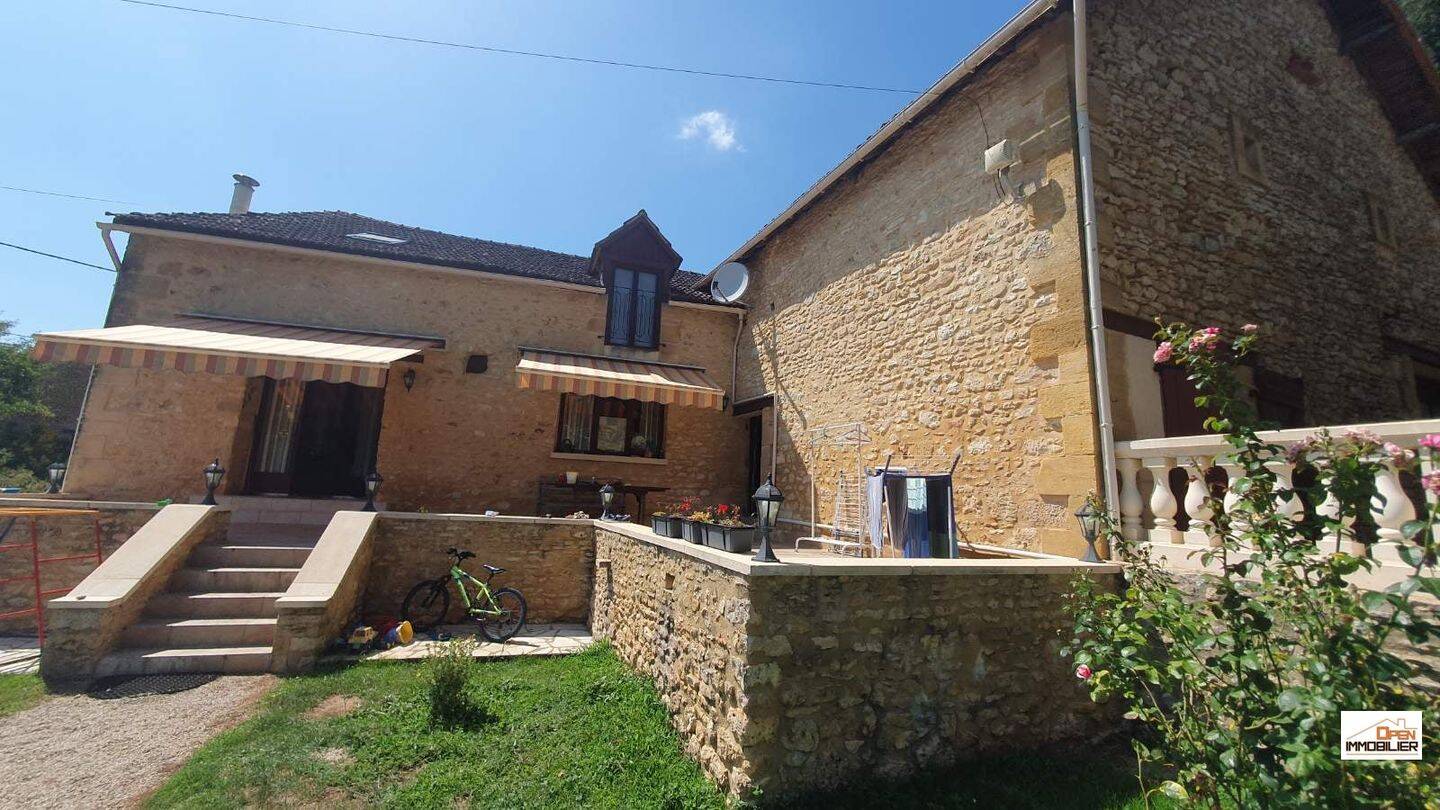 Maison 25 pièces 400 m² · à Meyrals · 400 m² · 650 000 €