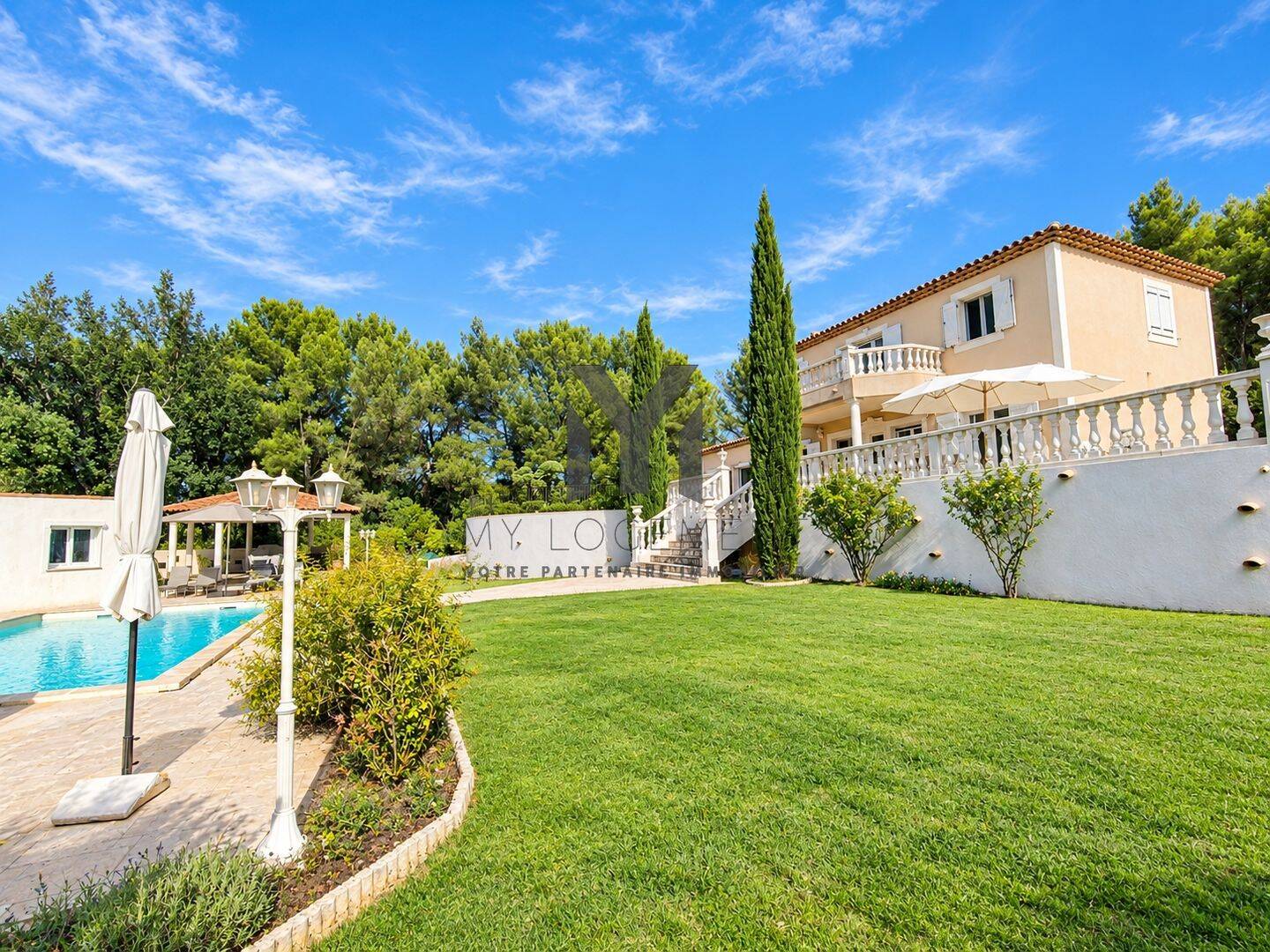 Maison 6 pièces 166 m² · à Roquevaire · 166 m² · 875 000 €