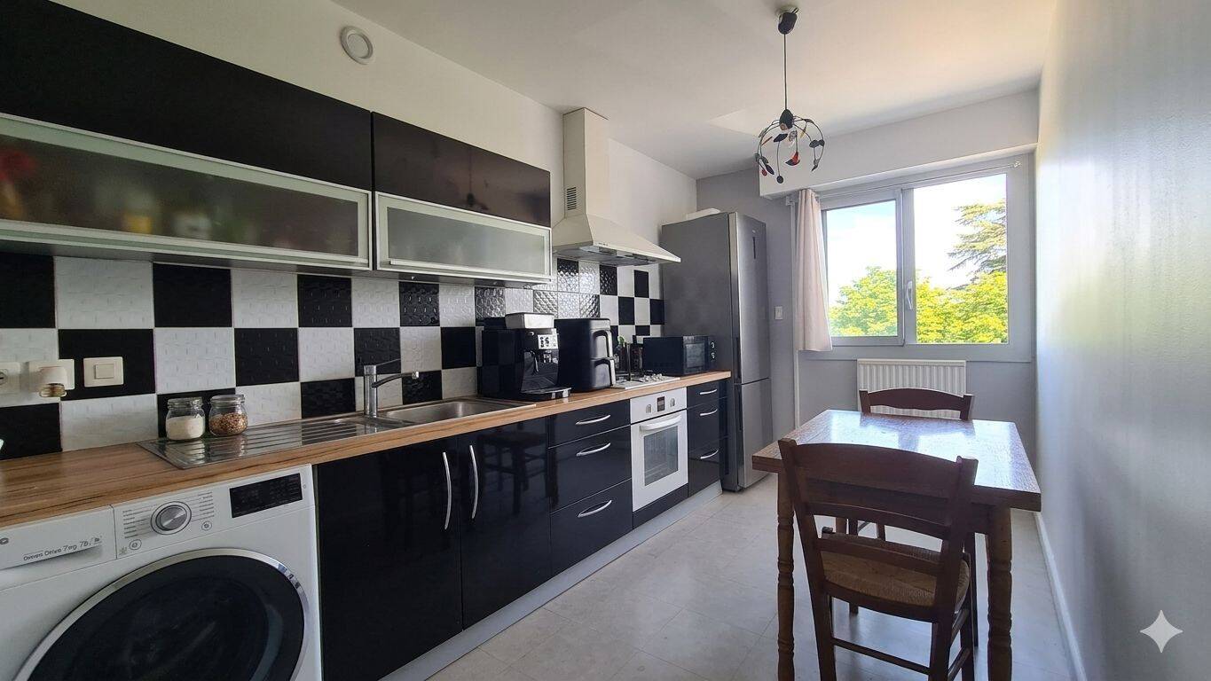 Appartement 2 pièces 51 m² · à Mâcon · 50,6 m² · 102 000 €