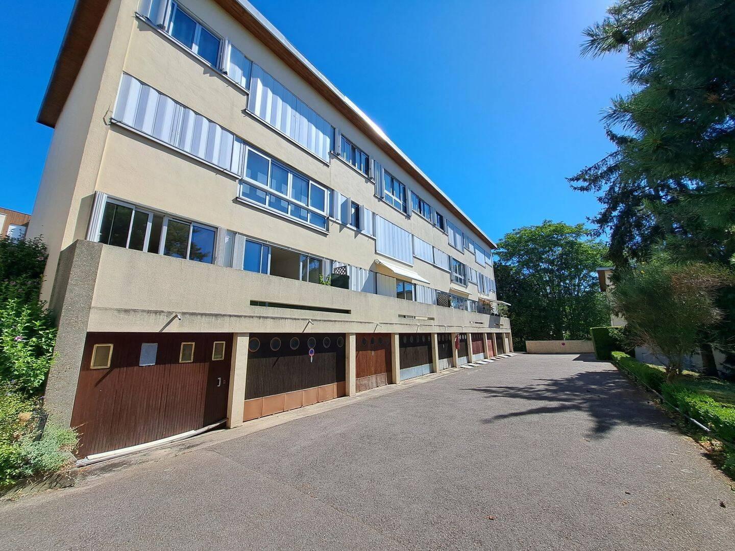 Appartement 3 pièces 58 m² · à Saint-Germain-en-Laye · 57,8 m² · 262 500 €