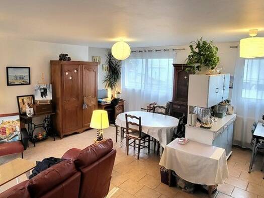 Maison à vendre 185 000 € 4 pièces 2 chambres 81 m² Centre Ville-Mairie Maromme 76150
