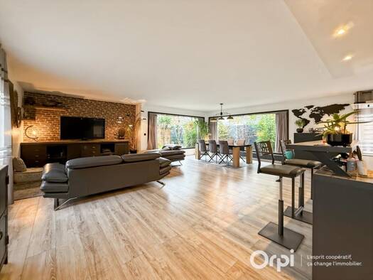 Maison à vendre 472 000 € 4 pièces 3 chambres 145,9 m² 376 m² de terrain La Meth Osny 95520