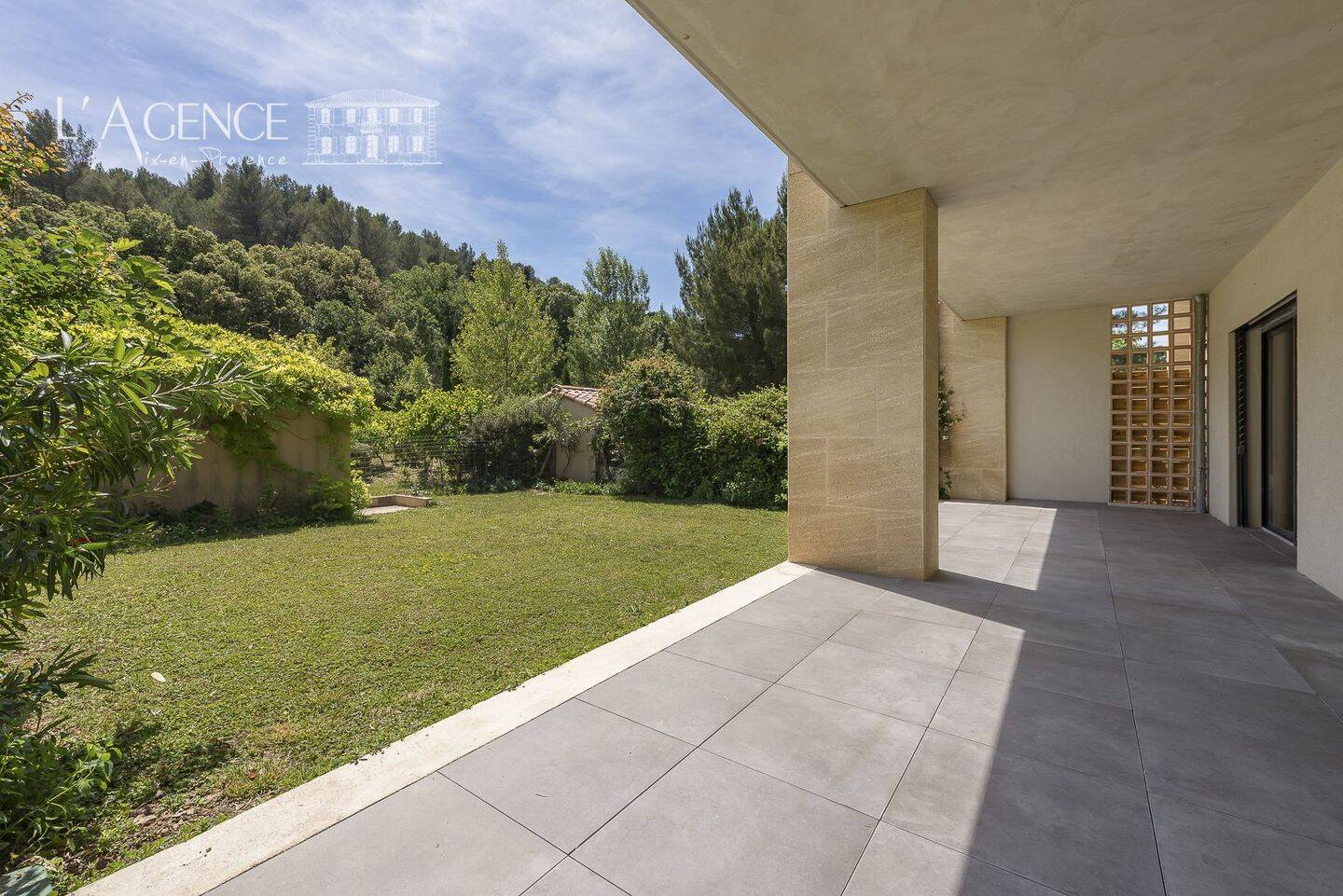 Appartement 3 pièces 73 m² · à Aix-en-Provence · 72,5 m² · 548 000 €
