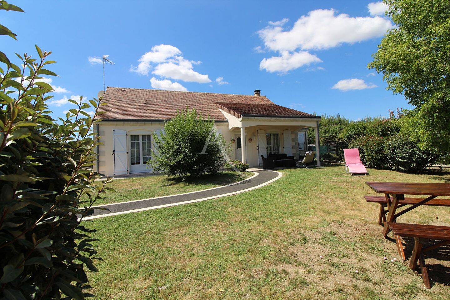 Maison 6 pièces 95 m² · à Cormeray · 95 m² · 244 000 €