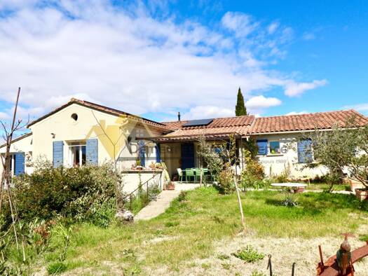 Villa à vendre 410 000 € 5 pièces 3 chambres 120 m² 2 158 m² de terrain Saint-Roman-de-Malegarde 84290