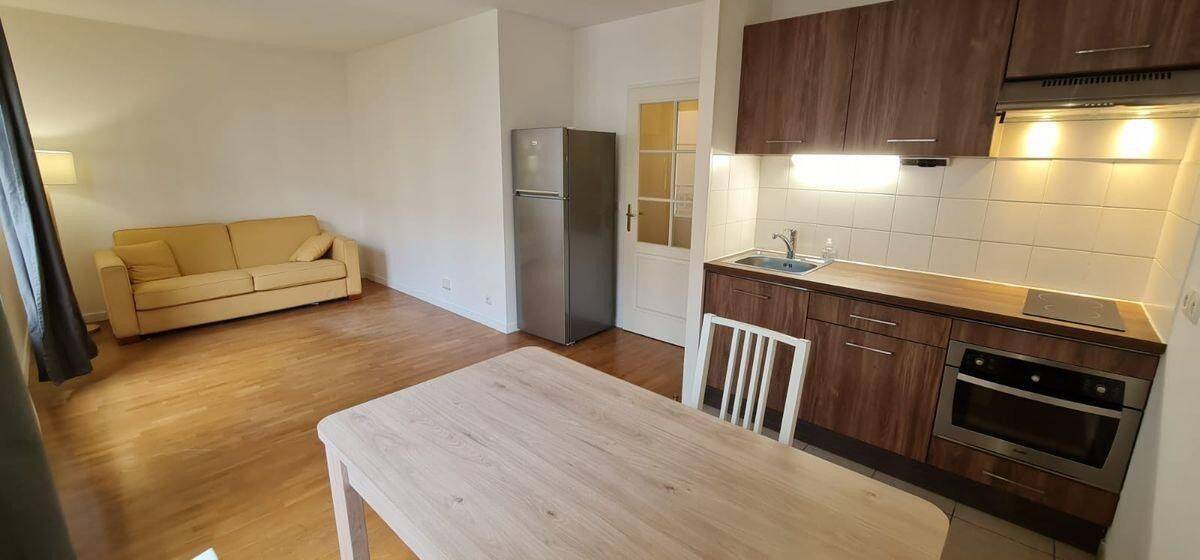 Appartement 1 pièce 28 m² · à Vincennes · 28 m² · 1 090 €/mois