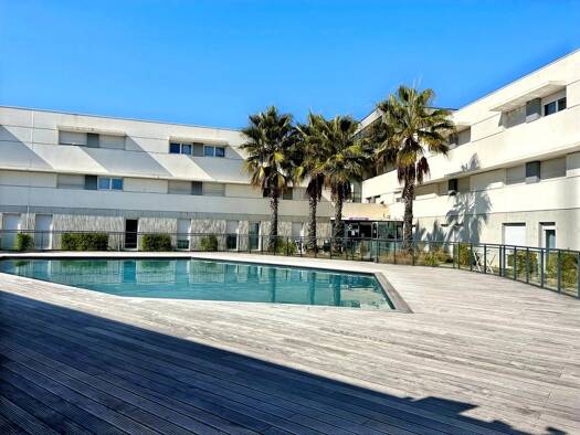 Appartement à vendre 49 000 € 1 pièce 26 m² 2ème étage Zone d'Activité Saint-Jean-de-Védas 34430