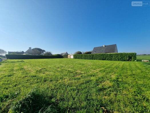 Terrain constructible viabilisé à vendre 70 324 € 538 m² de terrain Plonévez-Porzay 29550