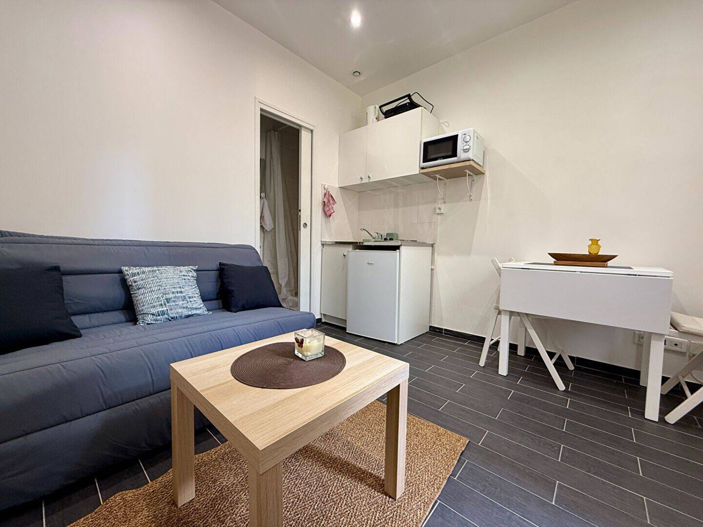 Appartement 1 pièce 11 m² · à Puteaux · 10,7 m² · 595 €