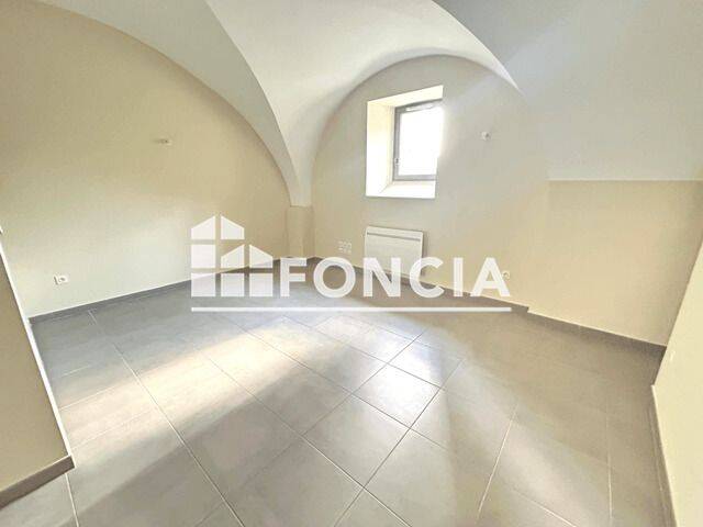 Appartement 4 pièces 76 m² · à Viols-en-Laval · 75,9 m² · 1 203 €