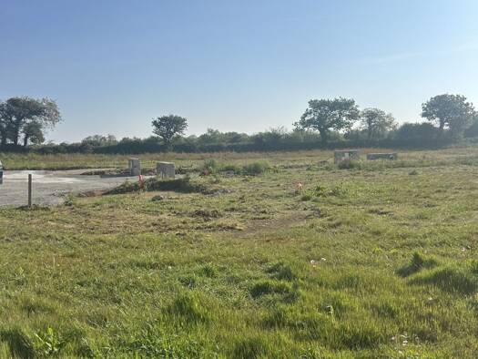 Terrain constructible viabilisé à vendre 75 000 € 315 m² de terrain Bourg Nord Guilers 29820