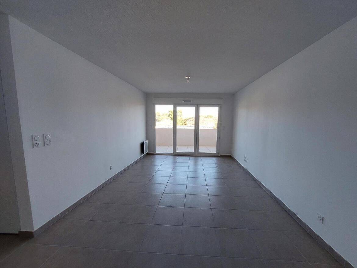 Appartement 3 pièces 61 m² · à Nîmes · 60,9 m² · 760 €