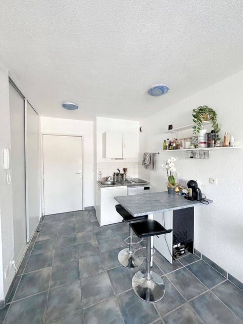 Appartement 2 pièces 33 m² · à Aix-en-Provence · 33,3 m² · 777 €/mois