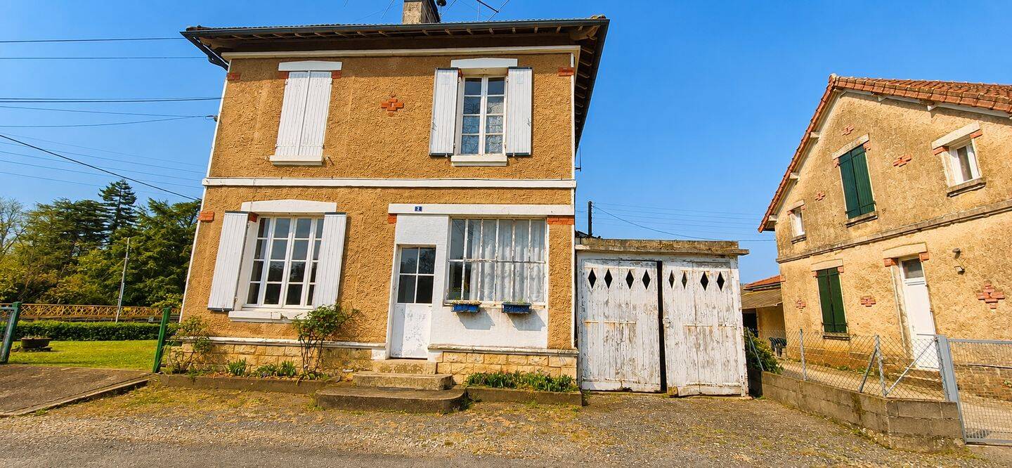 Maison 4 pièces 120 m² · à Montbron · 120 m² · 66 325 €