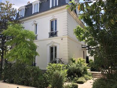 Hôtel particulier à louer 20 900 € 9 pièces 5 chambres 350 m² 350 m² de terrain Prince–Marmottan Boulogne-Billancourt 92100