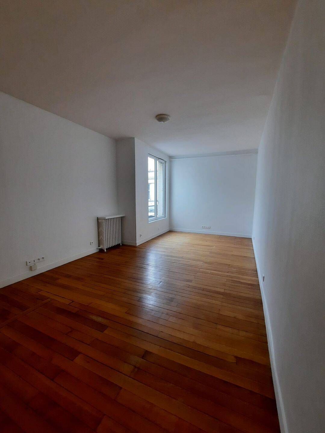 Appartement 1 pièce 38 m² · à Paris 2ème Arrondissement · 38 m² · 1 390 €/mois
