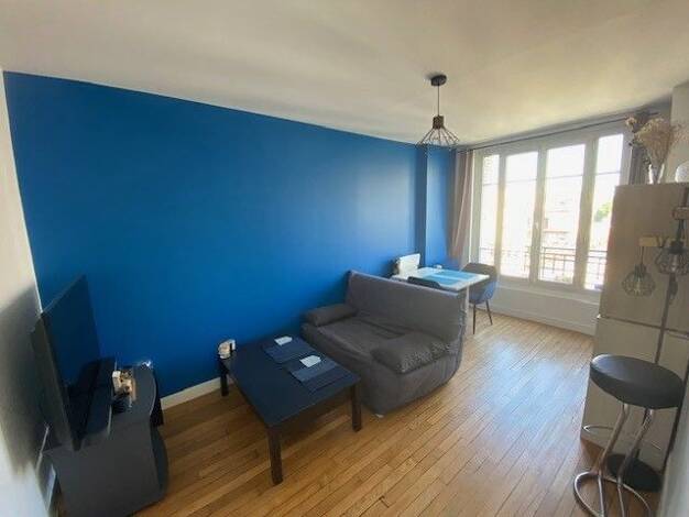 Appartement à louer 1 000 € 2 pièces 1 chambre 36 m² 3ème étage Plateau-Grèves-Europe-Gare du Stade-Fossés Jean Colombes 92700