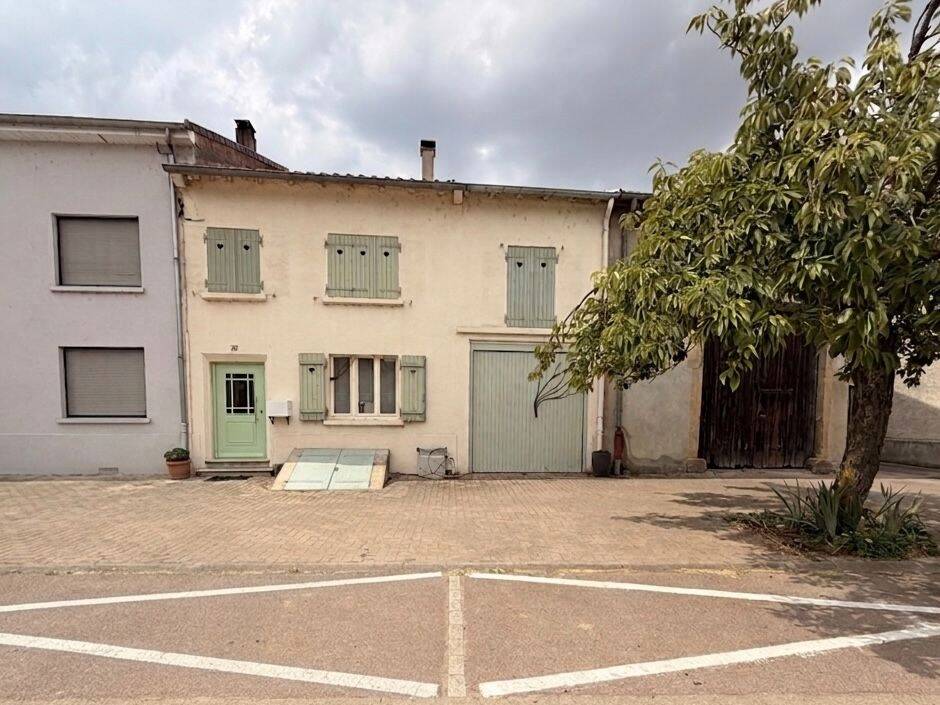 Maison 8 pièces 218 m² · à Cattenom · 218 m² · 1 750 €/mois