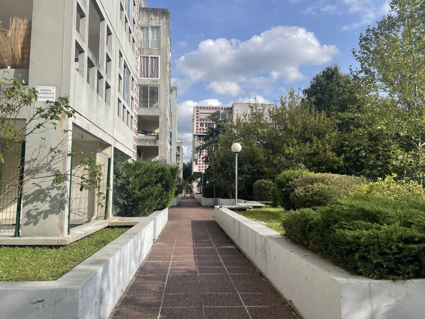 Appartement 1 pièce 35 m² · à Noisy-le-Grand · 35 m² · 999 €