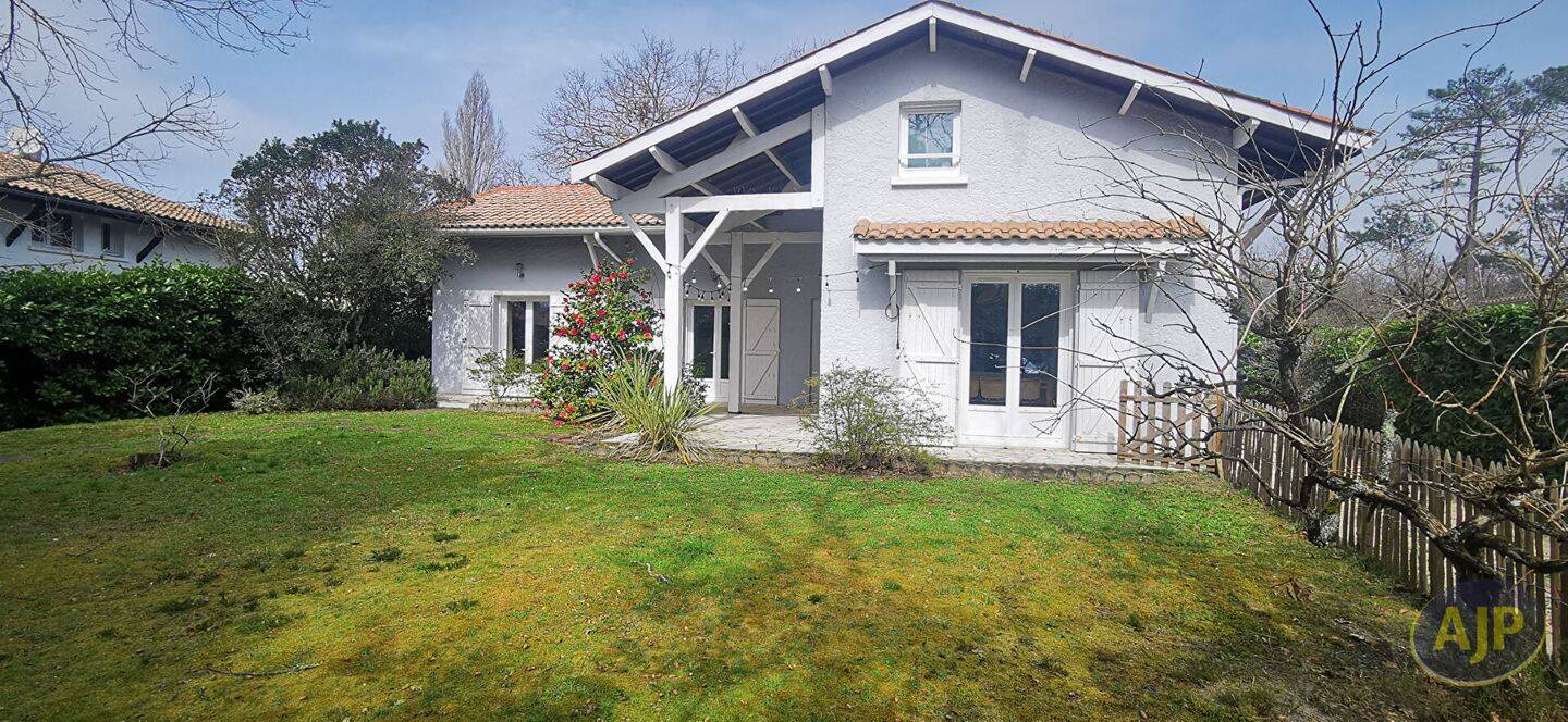 Maison 7 pièces 148 m² · à Lanton · 148 m² · 729 000 €