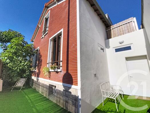 Maison à vendre 395 000 € 4 pièces 2 chambres 90 m² 141 m² de terrain Mutuelle-Barbusse-Saint Rémy- Joliot Curie Saint-Denis 93200