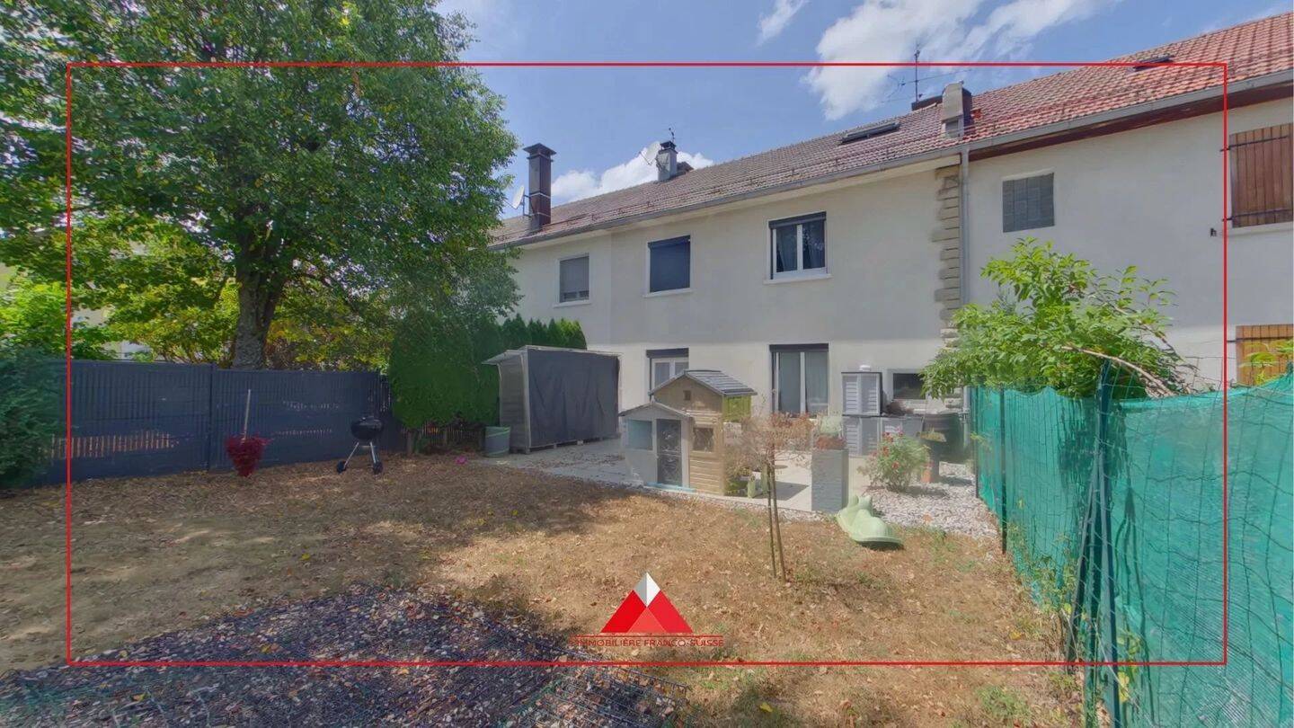 Appartement 3 pièces 110 m² · à Saint-Laurent-en-Grandvaux · 110 m² · 265 000 €