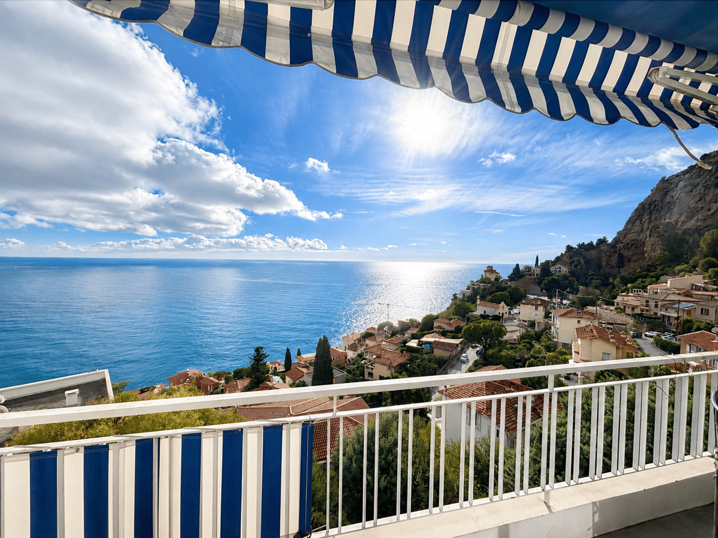 Appartement 3 pièces 68 m² · à Roquebrune-Cap-Martin · 68 m² · 2 120 €
