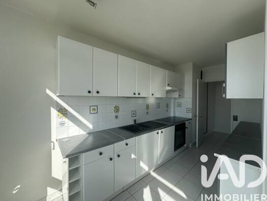 Appartement à vendre 111 500 € 3 pièces 2 chambres 57 m² Étage 7/7 Gare Douai 59500