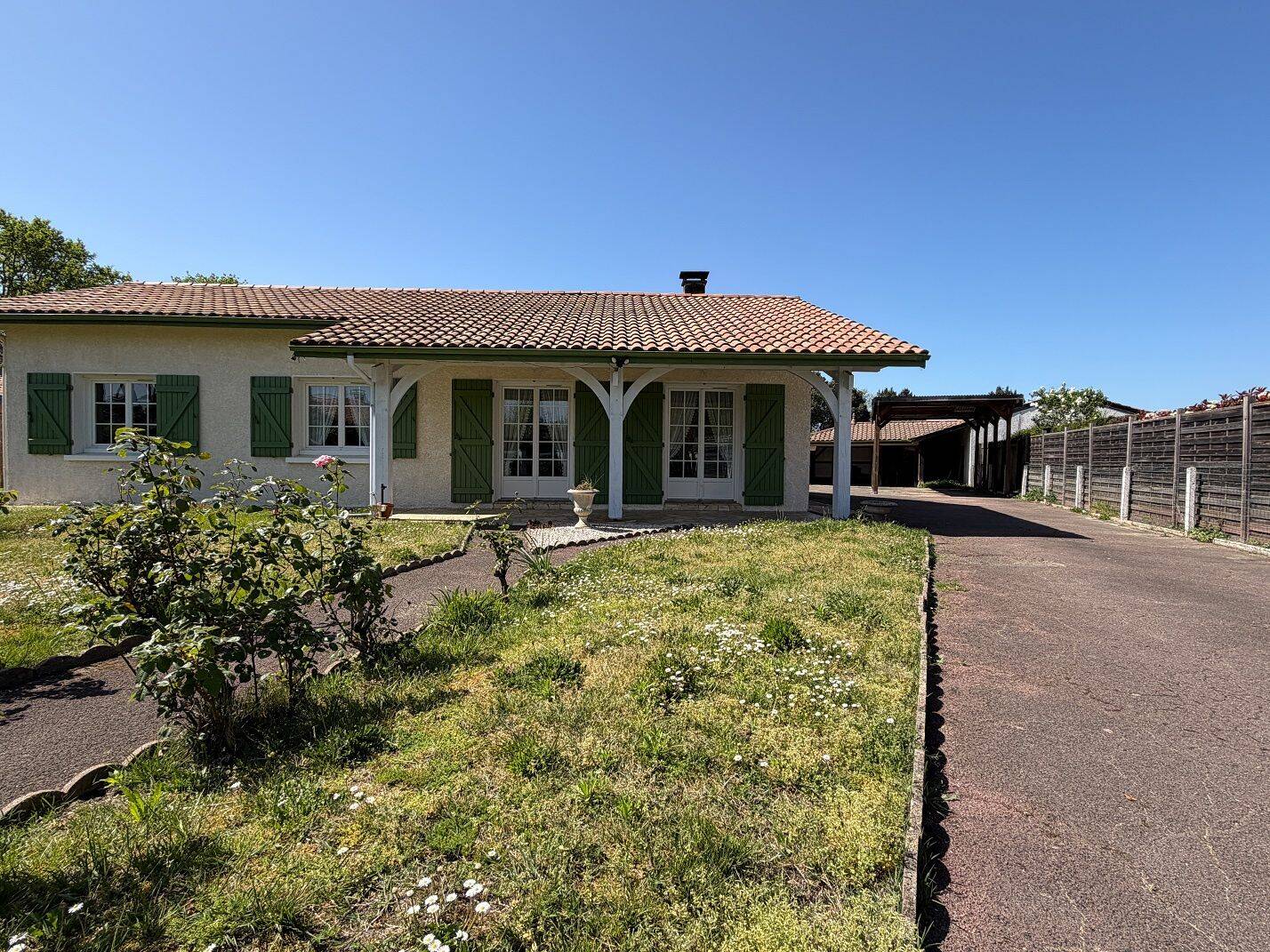 Maison 4 pièces 110 m² · à Lit-Et-Mixe · 110 m² · 368 000 €
