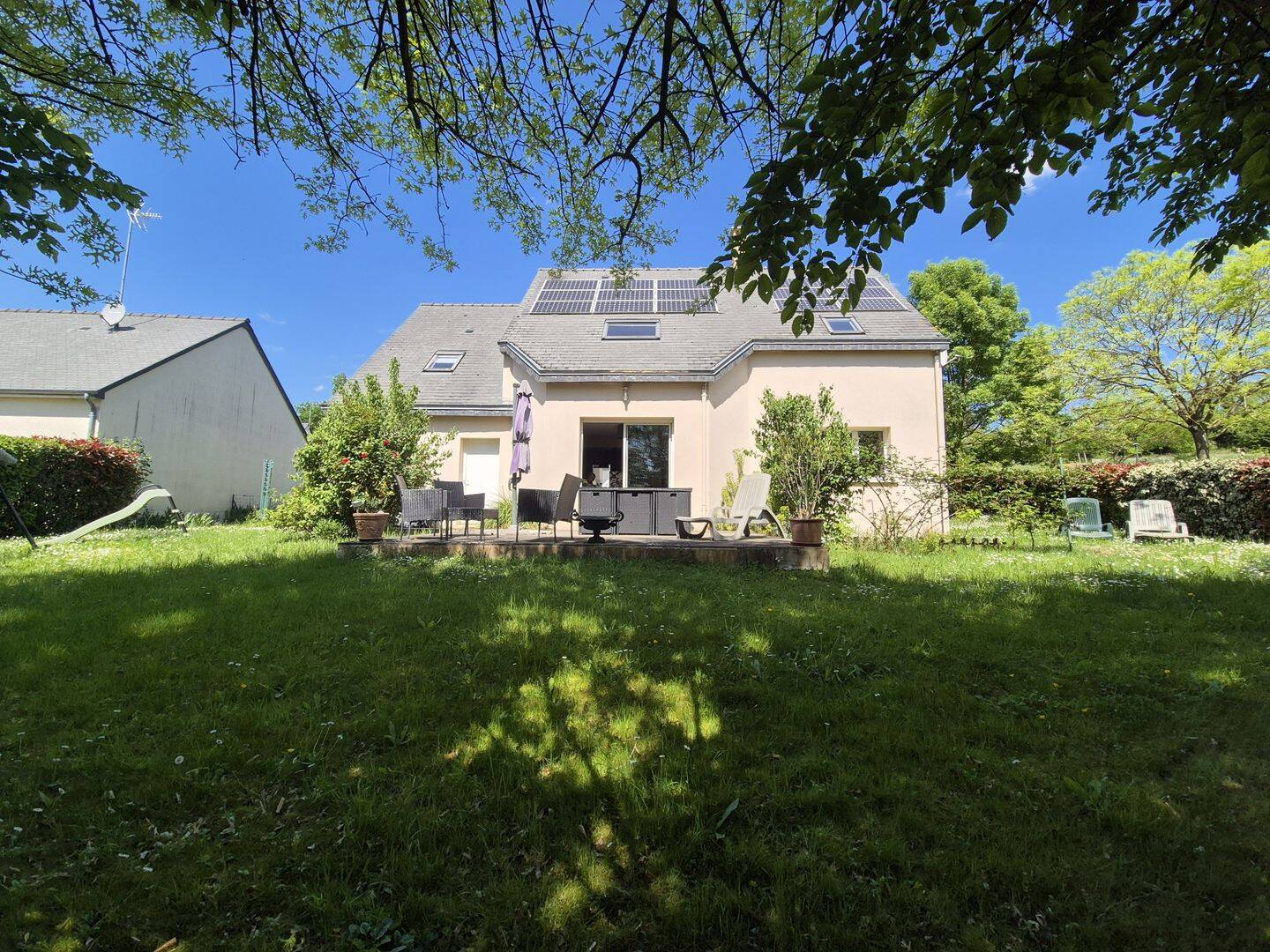 Maison 6 pièces 120 m² · à Saint-Denis-d'Anjou · 120 m² · 183 000 €