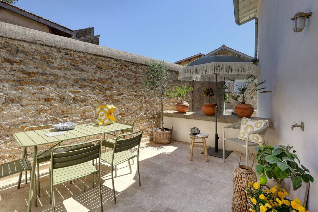 Maison 7 pièces 145 m² · à Saint Cyr au Mont D Or · 145 m² · 795 000 €