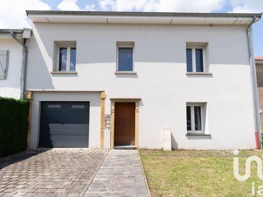 Immeuble à vendre 419 000 € 217 m² Volstroff 57940