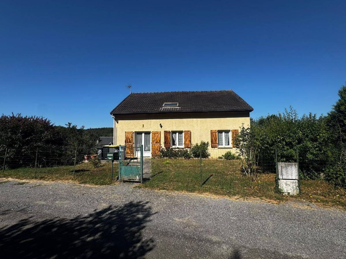 Maison 8 pièces 150 m² · à Saint-Pierre-Aigle · 150 m² · 161 000 €